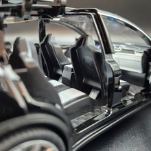 Load image into Gallery viewer, Explorafind 2020 Tesla Model X Black 1:24 Die Cast Car