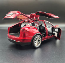 Load image into Gallery viewer, Explorafind 2020 Tesla Model X Red 1:24 Die Cast Car