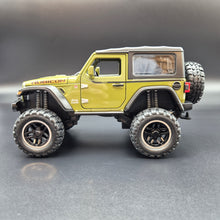 Load image into Gallery viewer, Explorafind 2020 Jeep Wrangler Rubicon Green 1:20 Die Cast Car