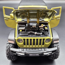 Load image into Gallery viewer, Explorafind 2020 Jeep Wrangler Rubicon Green 1:20 Die Cast Car