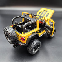 Load image into Gallery viewer, Explorafind 2020 Jeep Wrangler Rubicon Yellow 1:20 Die Cast Car