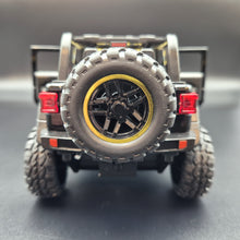 Load image into Gallery viewer, Explorafind 2020 Jeep Wrangler Rubicon Black 1:20 Die Cast Car