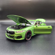 Load image into Gallery viewer, Explorafind 2023 BMW M8 840 Series Coupe Green 1:24 Die Cast Car