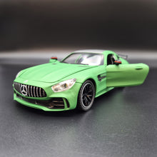 Load image into Gallery viewer, Explorafind 2021 Mercedes-Benz AMG GTR Bright Green 1:24 Die Cast Car