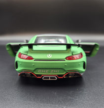 Load image into Gallery viewer, Explorafind 2021 Mercedes-Benz AMG GTR Bright Green 1:24 Die Cast Car