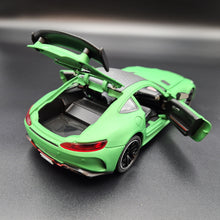 Load image into Gallery viewer, Explorafind 2021 Mercedes-Benz AMG GTR Bright Green 1:24 Die Cast Car