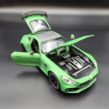 Load image into Gallery viewer, Explorafind 2021 Mercedes-Benz AMG GTR Bright Green 1:24 Die Cast Car