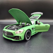 Load image into Gallery viewer, Explorafind 2021 Mercedes-Benz AMG GTR Bright Green 1:24 Die Cast Car