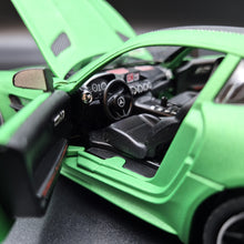 Load image into Gallery viewer, Explorafind 2021 Mercedes-Benz AMG GTR Bright Green 1:24 Die Cast Car