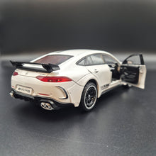 Load image into Gallery viewer, Explorafind 2021 Mercedes-Benz AMG GT63 White 1:24 Die Cast Car