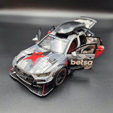 Load image into Gallery viewer, Explorafind 2021 Audi RS6 Wagon Grey Camouflage 1:24 Die Cast Car