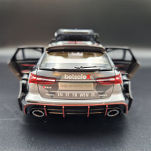 Load image into Gallery viewer, Explorafind 2021 Audi RS6 Wagon Grey Camouflage 1:24 Die Cast Car