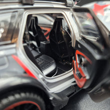 Load image into Gallery viewer, Explorafind 2021 Audi RS6 Wagon Grey Camouflage 1:24 Die Cast Car