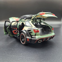 Load image into Gallery viewer, Explorafind 2021 Audi RS6 Wagon Green Camouflage 1:24 Die Cast Car