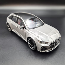Load image into Gallery viewer, Explorafind 2022 Audi RS6 Avant Grey 1:24 Die Cast Car