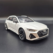 Load image into Gallery viewer, Explorafind 2022 Audi RS6 Avant White 1:24 Die Cast Car
