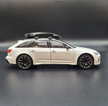 Load image into Gallery viewer, Explorafind 2022 Audi RS6 Avant White 1:24 Die Cast Car