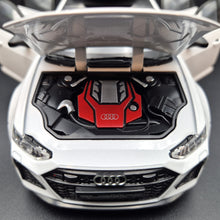 Load image into Gallery viewer, Explorafind 2022 Audi RS6 Avant White 1:24 Die Cast Car