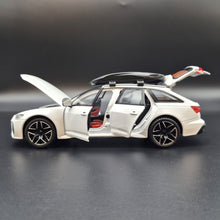 Load image into Gallery viewer, Explorafind 2022 Audi RS6 Avant White 1:24 Die Cast Car
