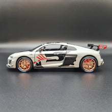 Load image into Gallery viewer, Explorafind 2020 Audi R8 V10 Matte Light Grey 1:24 Die Cast Car