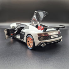 Load image into Gallery viewer, Explorafind 2020 Audi R8 V10 Matte Light Grey 1:24 Die Cast Car