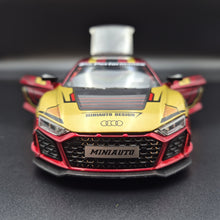 Load image into Gallery viewer, Explorafind 2020 Audi R8 V10 Red/Gold 1:24 Die Cast Car