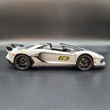 Load image into Gallery viewer, Explorafind 2023 Lamborghini Aventador SVJ 63 Satin Grey 1:24 Die Cast Car