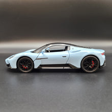 Load image into Gallery viewer, Explorafind 2023 Maserati MC20 Sky Blue 1:24 Die Cast Car