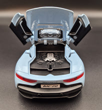 Load image into Gallery viewer, Explorafind 2023 Maserati MC20 Sky Blue 1:24 Die Cast Car