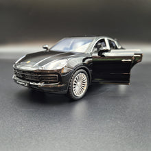 Load image into Gallery viewer, Explorafind 2018 Porsche Cayenne S Black 1:24 Die Cast Car