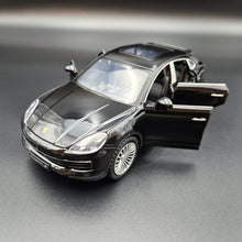 Load image into Gallery viewer, Explorafind 2018 Porsche Cayenne S Black 1:24 Die Cast Car