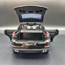 Load image into Gallery viewer, Explorafind 2018 Porsche Cayenne S Black 1:24 Die Cast Car