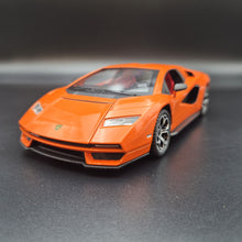 Load image into Gallery viewer, Explorafind 2023 Lamborghini Countach LPI 800-4 Orange 1:24 Die Cast Car