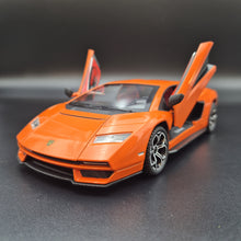 Load image into Gallery viewer, Explorafind 2023 Lamborghini Countach LPI 800-4 Orange 1:24 Die Cast Car