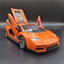 Load image into Gallery viewer, Explorafind 2023 Lamborghini Countach LPI 800-4 Orange 1:24 Die Cast Car