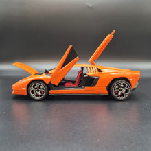 Load image into Gallery viewer, Explorafind 2023 Lamborghini Countach LPI 800-4 Orange 1:24 Die Cast Car