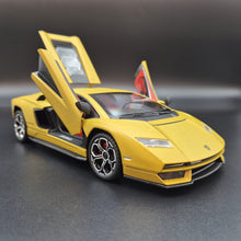 Load image into Gallery viewer, Explorafind 2023 Lamborghini Countach LPI 800-4 Matte Yellow 1:24 Die Cast Car