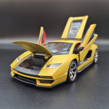 Load image into Gallery viewer, Explorafind 2023 Lamborghini Countach LPI 800-4 Matte Yellow 1:24 Die Cast Car
