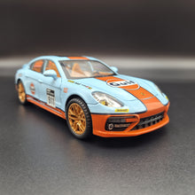 Load image into Gallery viewer, Explorafind 2019 Porsche Panamera S Gulf Blue 1:24 Die Cast Car