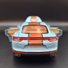 Load image into Gallery viewer, Explorafind 2019 Porsche Panamera S Gulf Blue 1:24 Die Cast Car