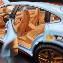 Load image into Gallery viewer, Explorafind 2019 Porsche Panamera S Gulf Blue 1:24 Die Cast Car
