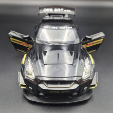 Load image into Gallery viewer, Explorafind 2020 Nissan GT-R Black 1:24 Die Cast Car