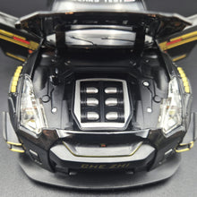Load image into Gallery viewer, Explorafind 2020 Nissan GT-R Black 1:24 Die Cast Car