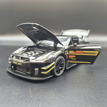 Load image into Gallery viewer, Explorafind 2020 Nissan GT-R Black 1:24 Die Cast Car