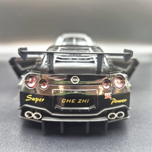 Load image into Gallery viewer, Explorafind 2020 Nissan GT-R Black 1:24 Die Cast Car