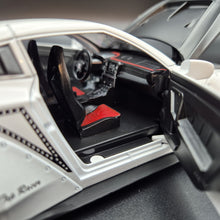 Load image into Gallery viewer, Explorafind 2020 Nissan GT-R White 1:24 Die Cast Car