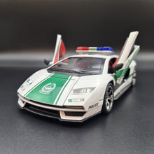 Load image into Gallery viewer, Explorafind 2023 Lamborghini Countach LPI 800-4 Dubai Police White 1:24 Die Cast Police Car