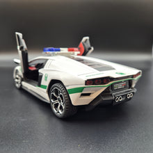 Load image into Gallery viewer, Explorafind 2023 Lamborghini Countach LPI 800-4 Dubai Police White 1:24 Die Cast Police Car