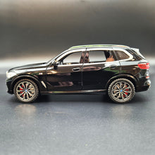 Load image into Gallery viewer, Explorafind 2020 BMW X5 Black 1:24 Die Cast Car