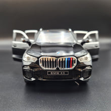 Load image into Gallery viewer, Explorafind 2020 BMW X5 Black 1:24 Die Cast Car